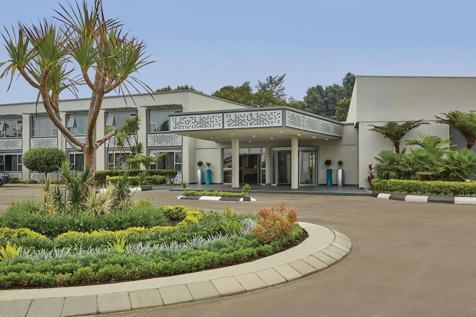 Garden Court Umtata Exterior foto